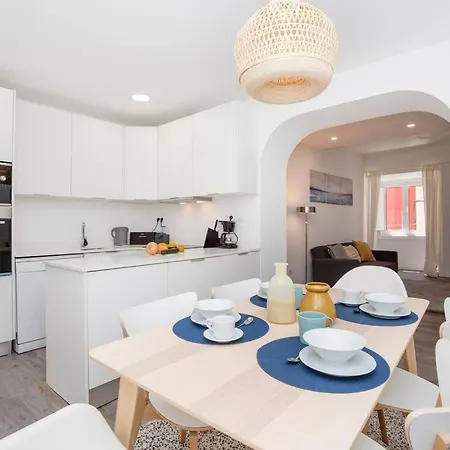 Santa Marta Cozy Apt W/ Ac Lisbon Exterior photo