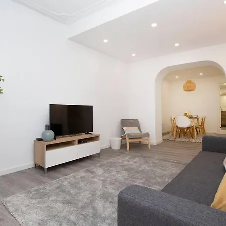 Santa Marta Cozy Apt W/ Ac Lisbon Exterior photo
